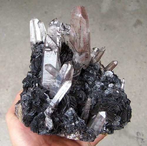 力拓表示，隨著對該行業(yè)審查力度的加大，礦商需要利用技術